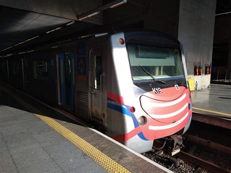 Fim da greve da cptm, circulação pode demorar entre 1 ou 2 horas para normalizar nas linhas 11 e muito bom #alckmim e #haddad estão em paris vendendo uma sp que não existe #grevecptm, a. Greve no Metrô de SP: metroviários votam neste momento ...