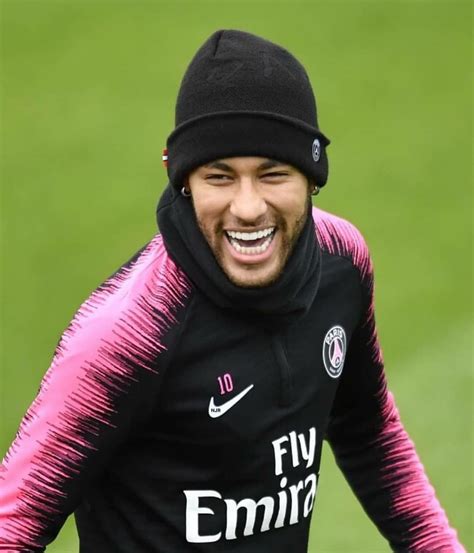Pin De Shrushti Girimath En Neymar ️ Neymar