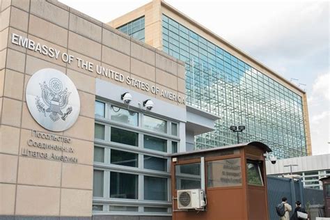 russia expels two us diplomats for links to spy international world ahram online