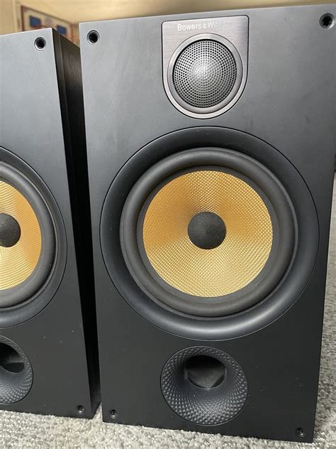 Bowers And Wilkins 685 S2 Bookshelf Speakers Black Used Good Condition