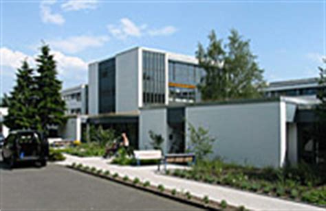 Die übergangseinrichtung haus elim in wilster ist eine spezialisierte einrichtung für menschen mit das haus elim besteht seit über 35 jahren und ist fest in das regionale psychiatrische. Haus ELIM | Altenheime | Unsere Angebote ...