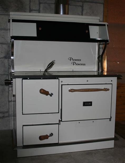 See more of wood cook stoves: Pioneer Princess woodcook stove | Wood stove cooking ...