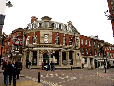 Want to do your banking without going to the branch? File:HSBC Bank Building, Newbury - geograph.org.uk - 7390 ...