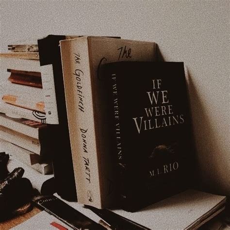 dark academia | Tumblr in 2020 | Dark aesthetic, Book ... Today i'm doing the dark academia book tag, and answer questions about favourite reads * tier ranking dark academia books and movies:
