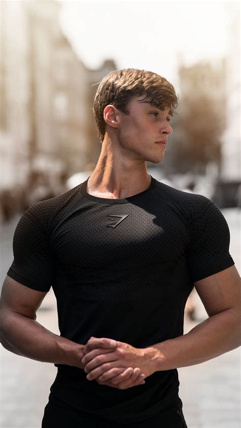 Compliment the hard work and dedication to training with your gym apparel. Gymshark Athlete, David Laid. | Gym guys, Mens workout ...