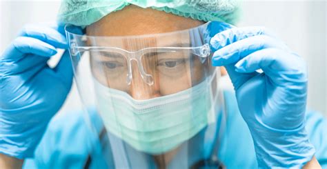 Eye Protection Reduces Covid 19 Infection In Healthcare Workers