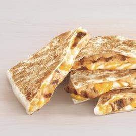 There are 720 calories in 1 quesadilla (235 g) of taco bell double crispy chicken quesadilla.: Chicken Quesadilla | Customize it! Taco Bell