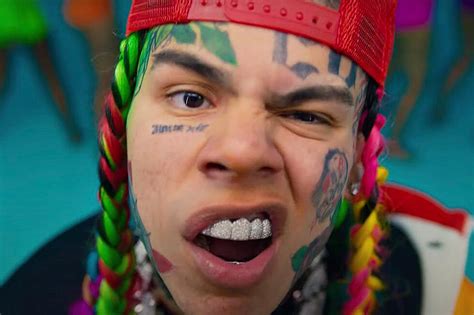 Tekashi 6ix9ine Tries To Donate To A Foundation But Its Rejected