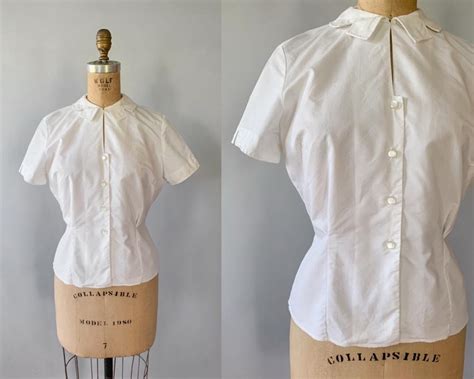 Vintage 1950s Winter White Collared Button Down Blouse Small S Medium M