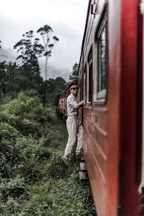 Ella To Kandy Train In Sri Lanka Bloggersboyfriend Travel