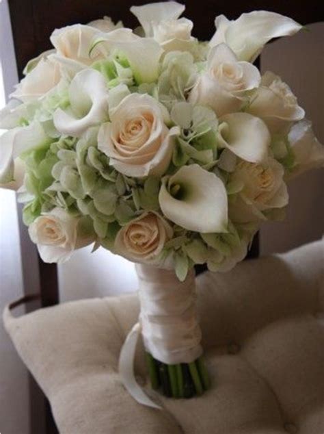 Huge collection, amazing choice, 100+ million high quality, affordable rf and rm images. Bride Bouquet (All White) (With images) | Lily bridal ...