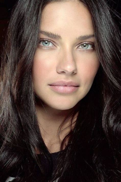 Some Of The Most Beautiful Eyes You Will Ever See Inspired Beauty Adriana Lima Natural