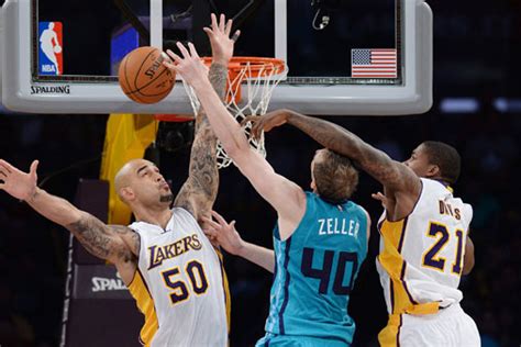 La Lakers Notch First Win Of Season Abs Cbn News