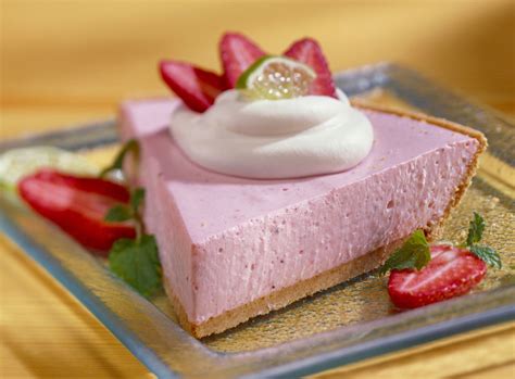 Vanilla, crushed pineapple, pie shell, sugar, flour, butter, large eggs and 1 more. No-Bake Yogurt and Cool Whip Pie Recipe