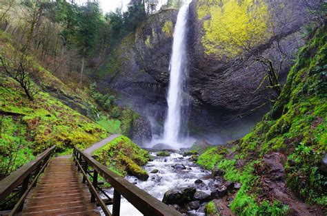 The 6 Best Portland Waterfalls To Visit Near The City