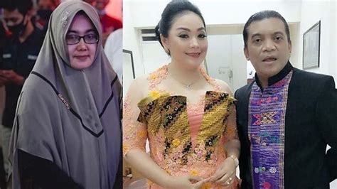 Curhatdalam keterangan foto, yan menceritakan kondisi terakhir didi kempot di akhir usianya.papa dah gak sakit lagi. Kedua Istri Didi Kempot Bertemu untuk Pertama Kali, Begini ...