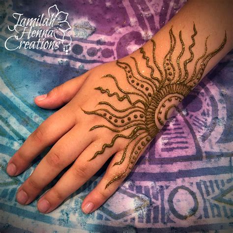 Henna Can Be Non Traditional Too This Fun And Quick Sun Design Is Sure