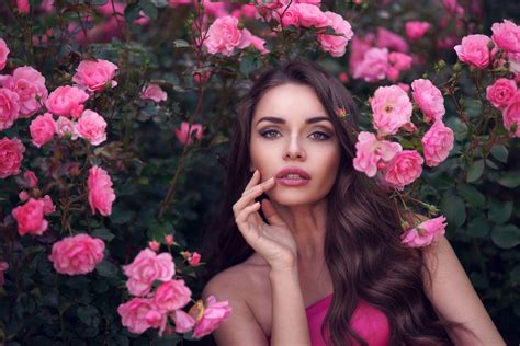 Women With Rose Wallpapers Wallpaper Cave