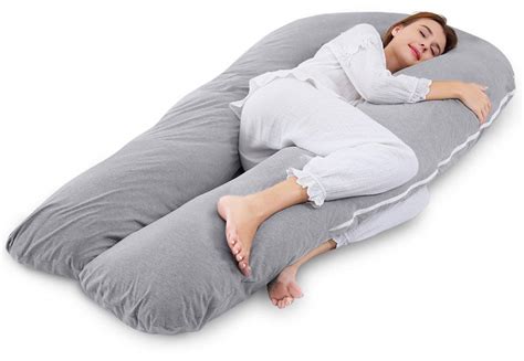 The Best Body Pillow For Side Sleepers In 2021 • Threetwohome