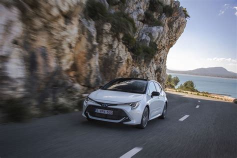 The toyota corolla hatch is a happy meal on wheels. TOYOTA Corolla specs & photos - 2018, 2019, 2020 - autoevolution