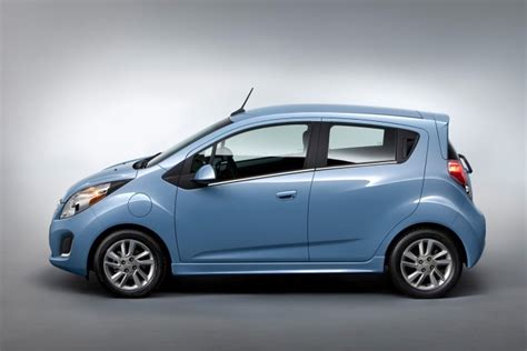 2016 Chevy Spark Ev Review And Ratings Edmunds