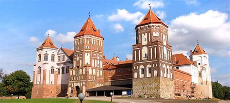 Mir Castle And Belarus Mir City Museum