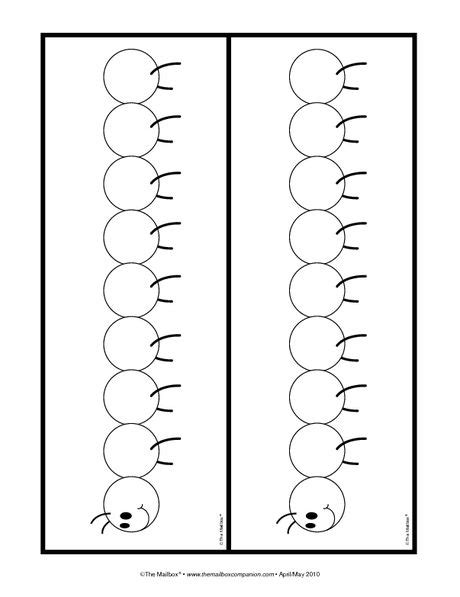 Pattern caterpillars with pom poms | Math (preschool/toddler