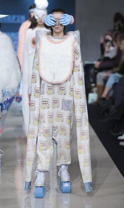 34 Of The Weirdest Things Ever Worn On A Fashion Runway Pleated Jeans