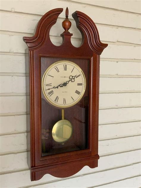 Howard Miller Dual Chime Wall Clock Live And Online Auctions On