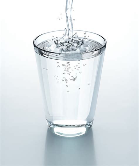 Sign up for free today! Drinking big glass of WATER tricks brain into thinking you ...