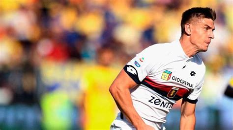 Atalanta benevento bologna cagliari crotone fiorentina genoa hellas verona internazionale juventus lazio milan napoli parma roma sampdoria sassuolo spezia torino udinese. El Barcelona controla a varios jugadores para la posición ...