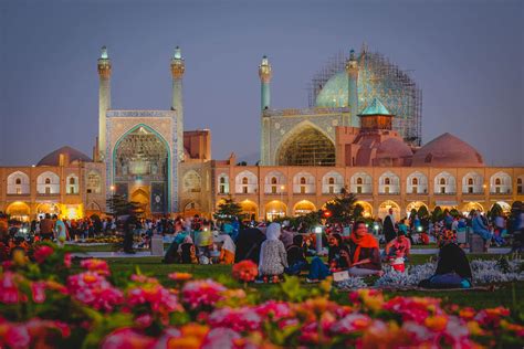 What's it like to Travel to Iran During Ramadan? | Travestyle