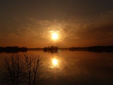 無料画像 自然 地平線 雲 日の出 日没 太陽光 湖 夜明け 雰囲気 夕暮れ イブニング 反射