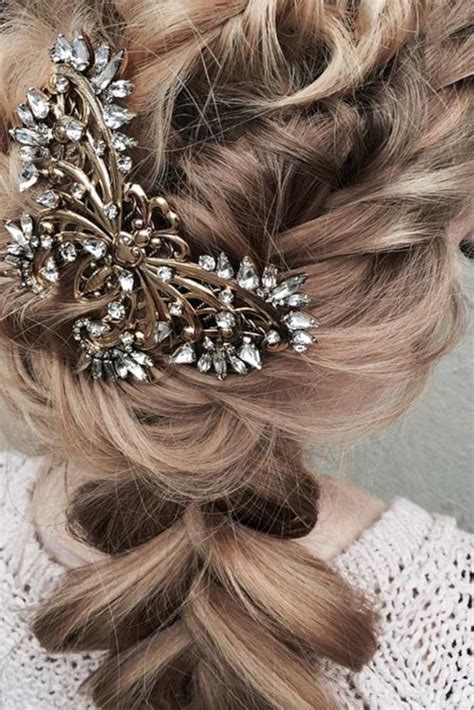 30 Hair Barrettes Ideas To Wear With Any Hairstyles