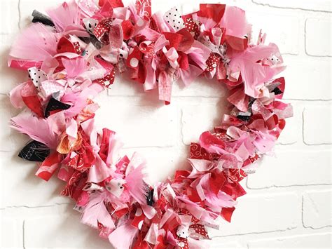 Heart Fabric Rag Wreath Tutorial Rag Wreath Tutorial Rag Wreath Diy