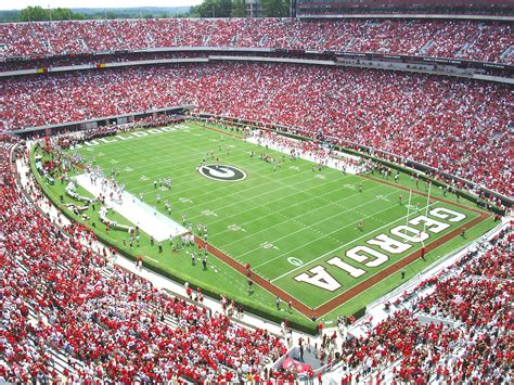 Ranking The Top 10 Biggest College Football Stadiums Bleacher Report Latest News Videos And