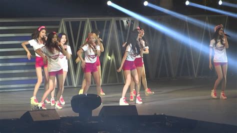 140215 Snsd 少女時代 Girls And Peace Tour In Macau Oh Youtube