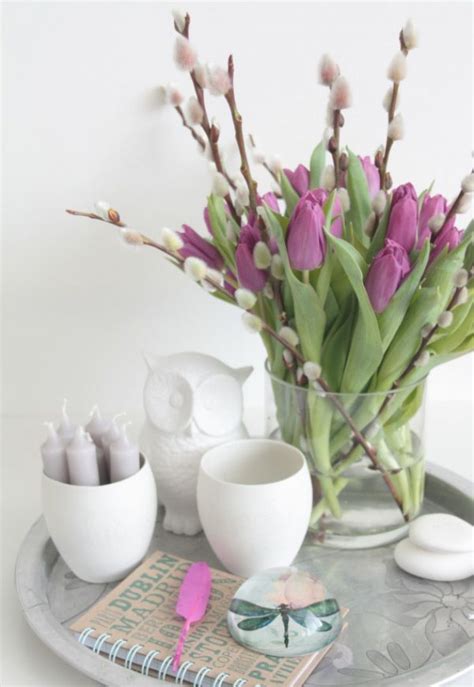 Bring Brightness At Home With These 20 Beautiful Tulip Decorating Ideas