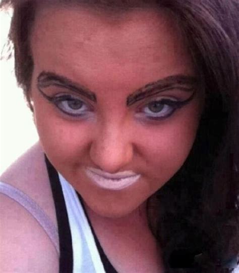 These 22 People Have The Worst Eyebrows You Could Ever Imagine For