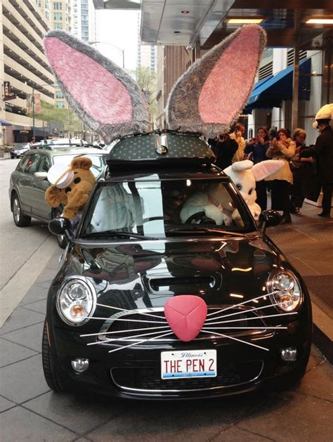 The Peninsula Chicago Unveils Its Mini Cooper All Decked Out For Spring
