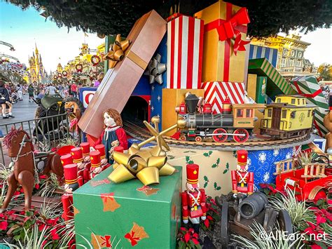 Last Minute Disney Christmas Gifts From Amazon! - AllEars.Net