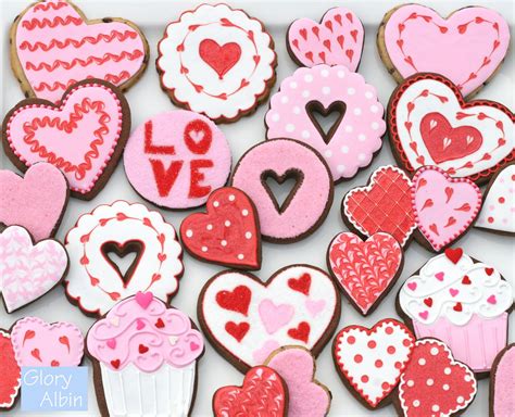 See more ideas about royal icing cookies, cookies, cookie decorating. Decorating Sugar Cookies with Royal Icing - Glorious Treats