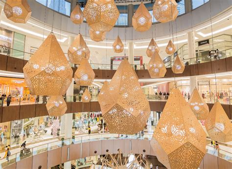 dubai mall christmas decoration  Google Search  Dubai mall, Dubai
