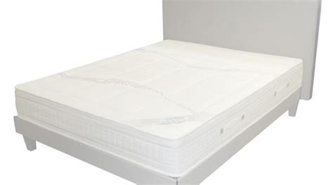 Some prefer hard spring mattresses while others sleep better on memory foam or other softer types. Top 10 Best Mattresses For Back Pain - Digital Blogs