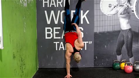 Handstand Wall Walks From Beginner To Advanced Youtube