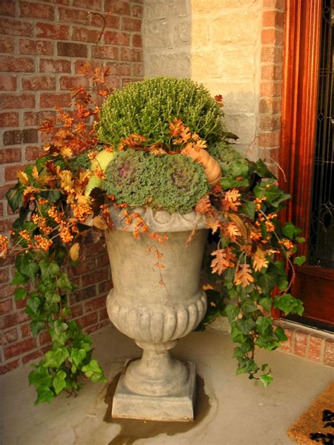 88 Amazing Fall Container Gardening Ideas 90