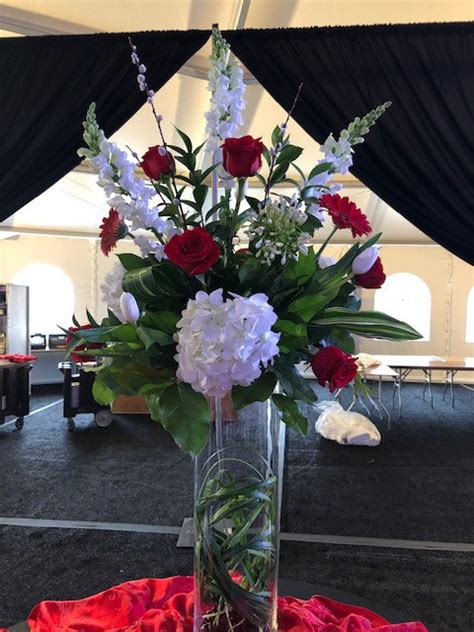 Redwood Florist :: Flower Shop at the New Brunswick Train Station