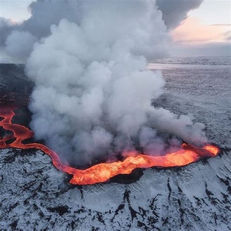 Iuriebelegurschi Fire And Ice Contrasted By The Fury Of A Volcano ️🔥