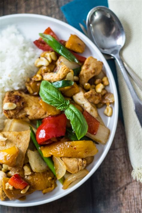 Mongolian chicken stir fry is a quick and casual dinner waiting to be devoured, assembled on crisp lettuce leaves and al dente cellophane rice noodles. Thai Mango Chicken Stir Fry - The Wanderlust Kitchen
