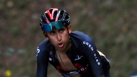 Egan bernal si allena intensamente per il tour de france 2020. Defending champion Egan Bernal withdraws from Tour de France